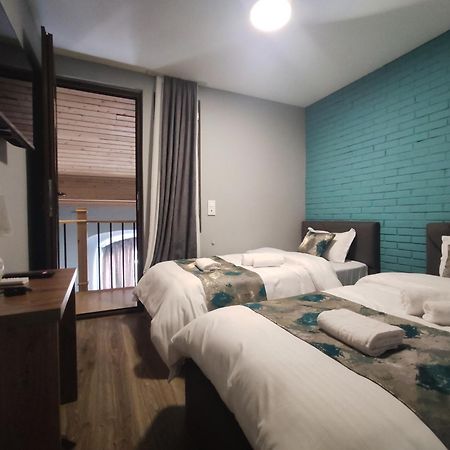 Tbilicity Hotel Tiflis Exterior foto