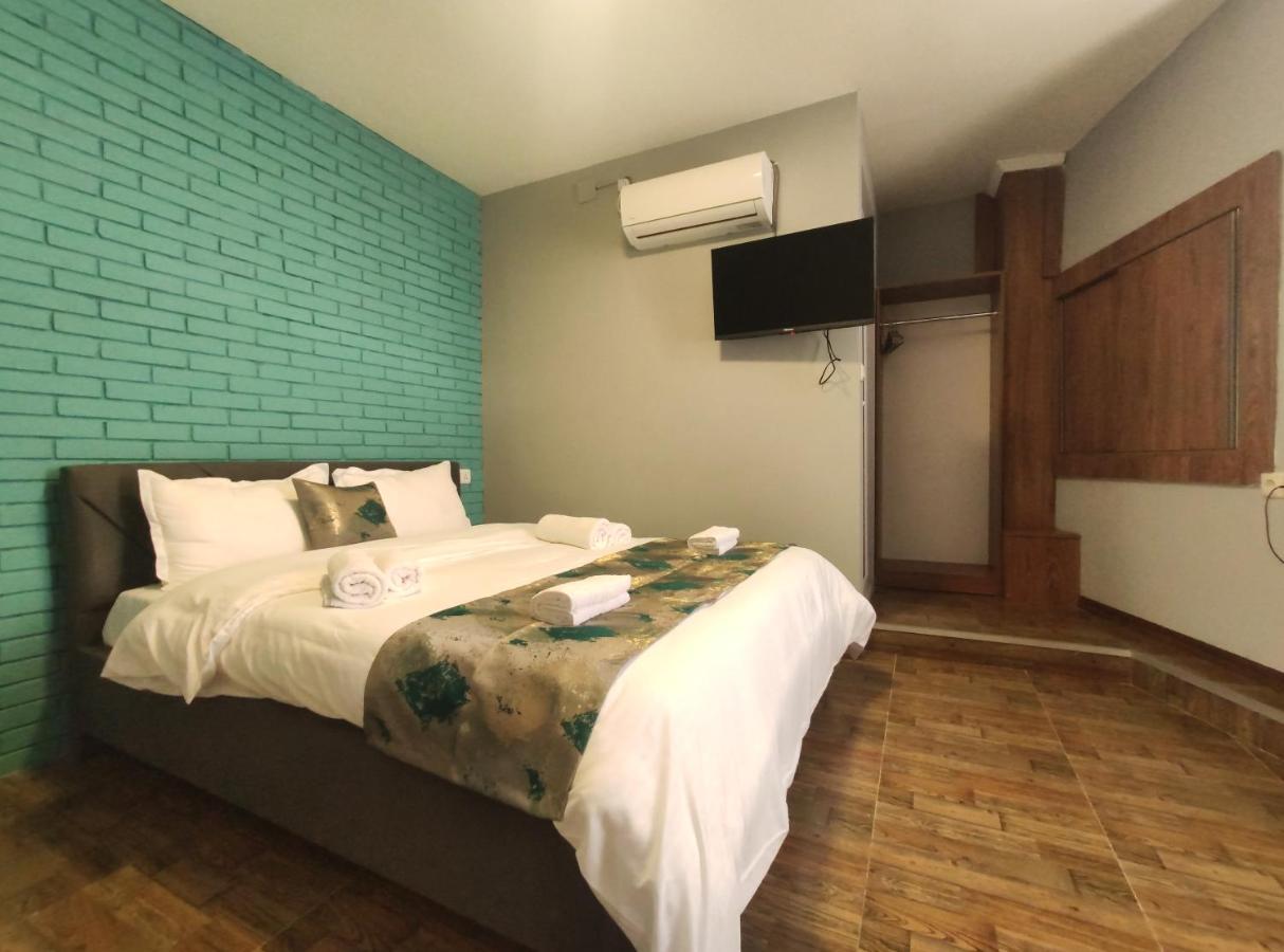 Tbilicity Hotel Tiflis Exterior foto
